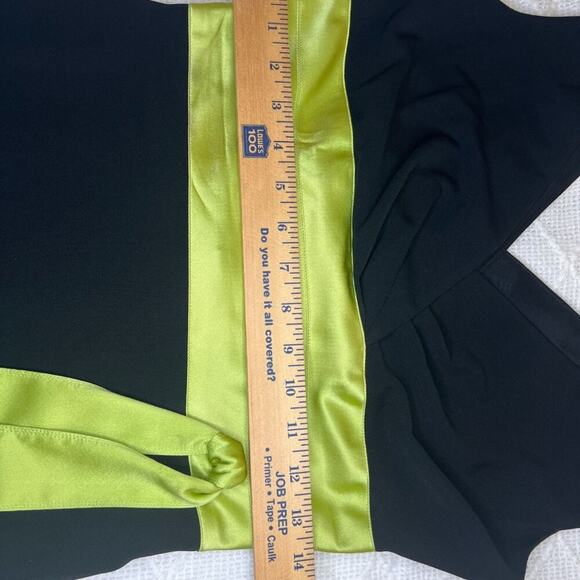 Kay Unger NY Black V-Neck Midi Sheath Sleeveless Cocktail Dress Green Satin Sash - Picture 7 of 12